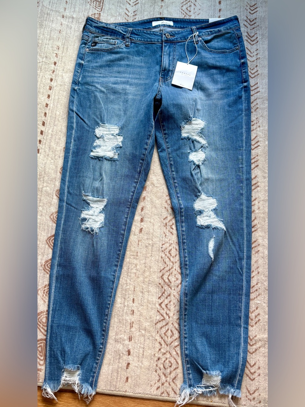 KanCan Ripped Skinny Jeans in Medium Blue
